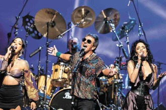 Com 43 anos e corpinho de 18, Blitz faz show em BH neste sábado (22/3)