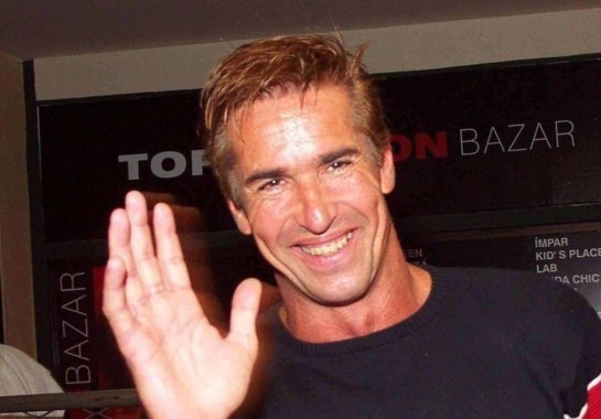 Morre Daniel Sabbá, surfista, apresentador e ator da TV Globo