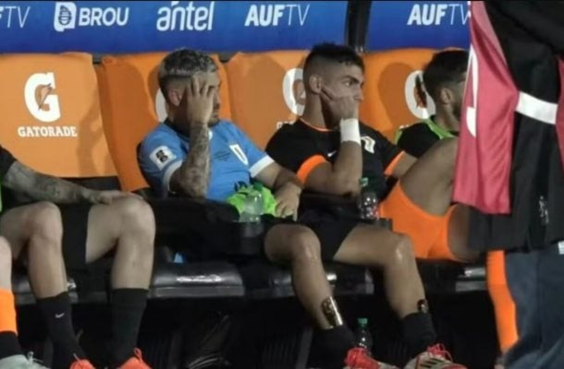 Arrascaeta sente, é substituído nas Eliminatórias, e preocupa Flamengo