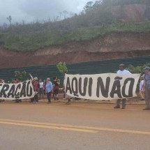 Moradores de Ouro Preto fazem manifestação em defesa das águas