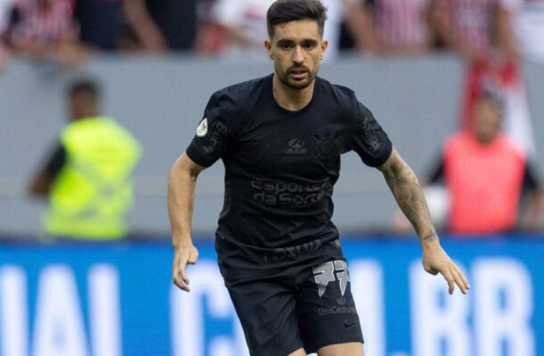 Com Coronado, Corinthians treina de olho no Palmeiras