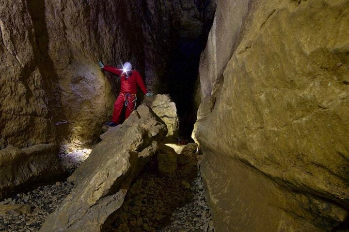 “Queremos observar outras partes da caverna, aprender mais sobre a geologia e a biologia desta área”, disse.