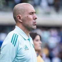 Leonardo Jardim fala sobre Matheus Pereira, um dos principais nomes do elenco do Cruzeiro - (crédito: Foto: Gustavo Aleixo/Cruzeiro) Leonardo Jardim fala sobre Matheus Pereira, um dos principais nomes do elenco do Cruzeiro - (crédito: Foto: Gustavo Aleixo/Cruzeiro)