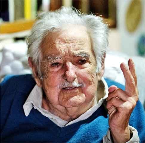Mujica, 89, afirmou que o câncer se espalhou para o fígado e causou comoção ao afirmar que está morrendo. “Estou condenado, irmão. É até aqui que vou”. 
