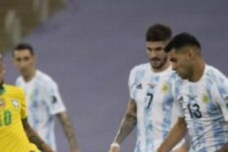 Devedores de pensão alimentícia são proibidos de ir ao jogo Argentina x Brasil