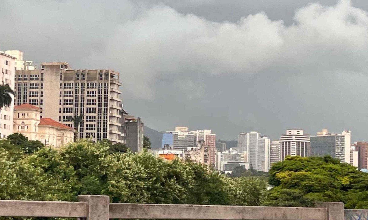 As Regi&otilde;es Noroeste e Oeste de Belo Horizonte est&atilde;o sob alerta de risco geol&oacute;gico forte e o Barreiro de risco moderado -  (crédito: Edesio Ferreira/EM/D.A Press)