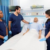 Manequins de alta simulação: inovação na formação de profissionais da saúde - Imagem: Laerdal Medical