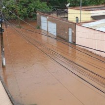 BH: Barreiro tem ruas e avenidas alagadas por chuva nesta segunda (24) - Reprodu&ccedil;&atilde;o/Redes sociais