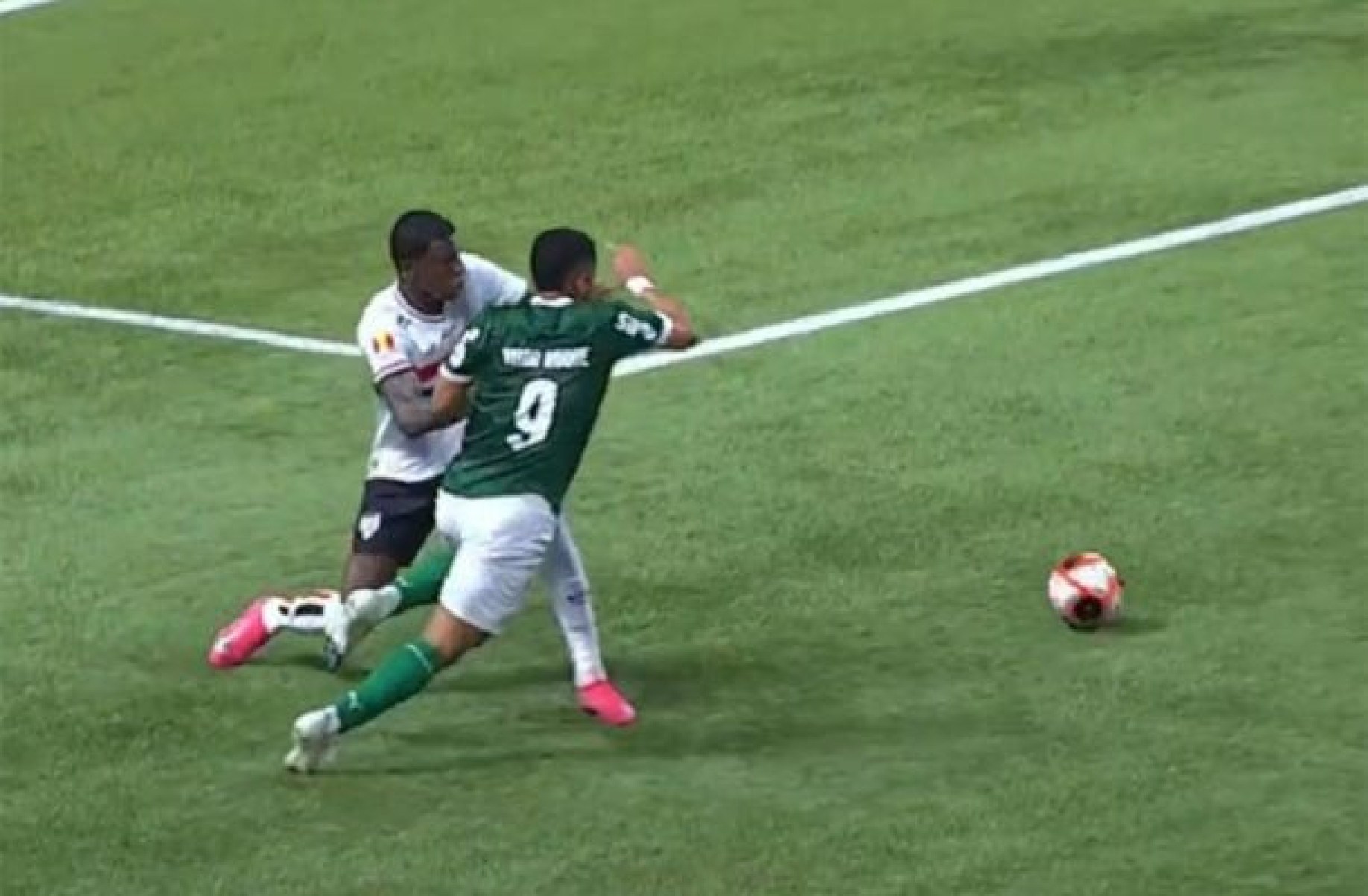 FPF responde ofício do São Paulo e reconhece erro em pênalti na semifinal