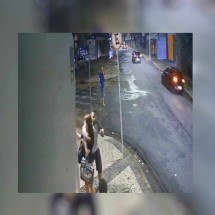 BH: polícia identifica suspeito de assaltar mulher na Serra com mata-leão - Câmera de segurança/Reprodução