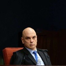 8/1: Moraes concede prisão domiciliar a condenado com câncer