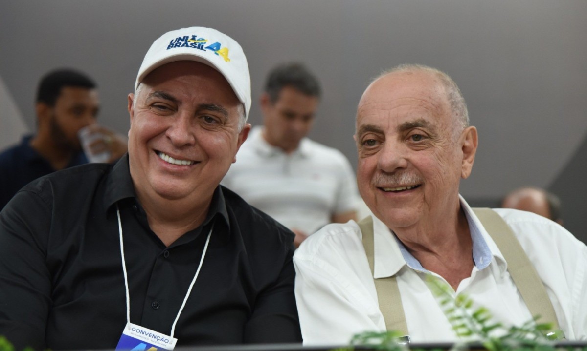 Prefeito &Aacute;lvaro Dami&atilde;o assumiu o cargo quando o Fuad Noman pediu licen&ccedil;a para cuidar da sa&uacute;de em 3 de janeiro -  (crédito:  Gladyston Rodrigues/EM/D.A. Press)