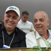Estátua de bronze em homenagem a Fuad Noman custará R$ 250 mil