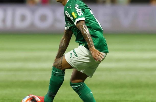 FACUNDO TORRES -  Apareceu de início com boas ações individuais, mas não manteve o ritmo com o decorrer do tempo. Assim, passou a falhar em jogadas com grau baixo de dificuldade e comprometeu alguns ataques da equipe. NOTA 5,0 - Foto: Cesar Greco/Palmeiras