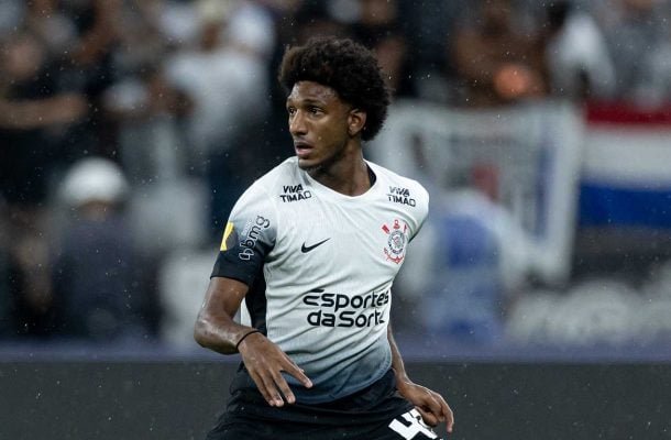 TALLES MAGNO - Entrou para dar mais força para os contra-ataques, mas acabou aparecendo mais no jogo em lances faltosos e ainda saiu amarelado. Nota: 5,5 - Foto: Rodrigo Coca/Agência Corinthians