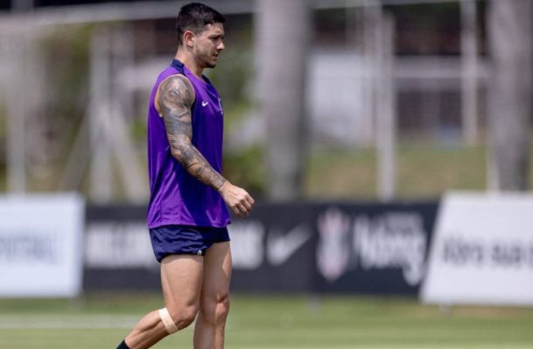 Corinthians: Garro deixa treino com dores no joelho e vira dúvida contra o Palmeiras