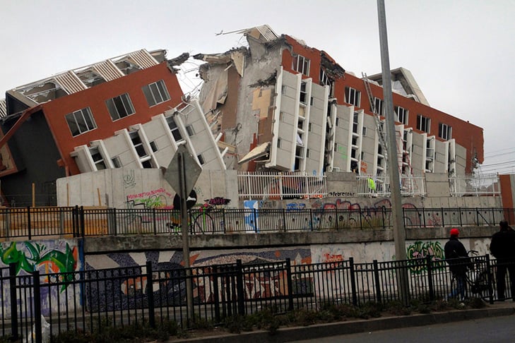 Veja outros terremotos, em diversos países,  que entraram para a História devido à sua grande força destruidora. Alguns tiveram tsunamis, quando o abalo também ocorre no mar trazendo ondas gigantescas para a orla. 
