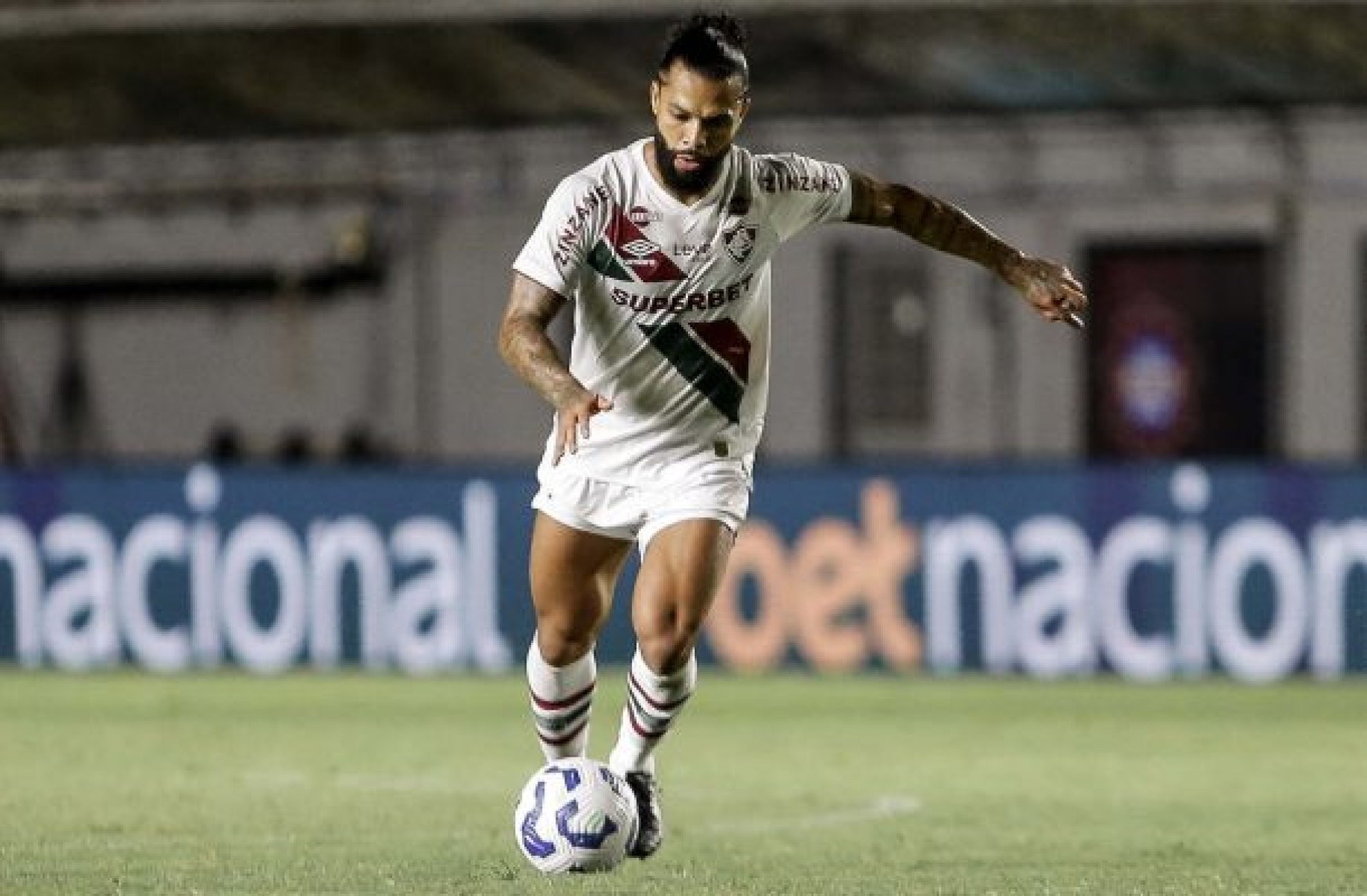 Otávio sofre lesão e desfalca o Fluminense nos próximos jogos