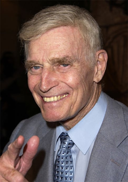 O ator Charlton Heston morreu em 2008, aos 84 anos, após seis anos lutando contra os sintomas da doença. Ela, porém, não foi diagnosticada. Em 1960, viveu seu auge, com o Oscar de melhor ator pelo filme "Ben Hur". 