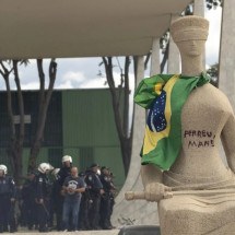 Moraes concede prisão domiciliar para mulher que pichou estátua no STF - Joedson Alvez/Ag&ecirc;ncia Brasil