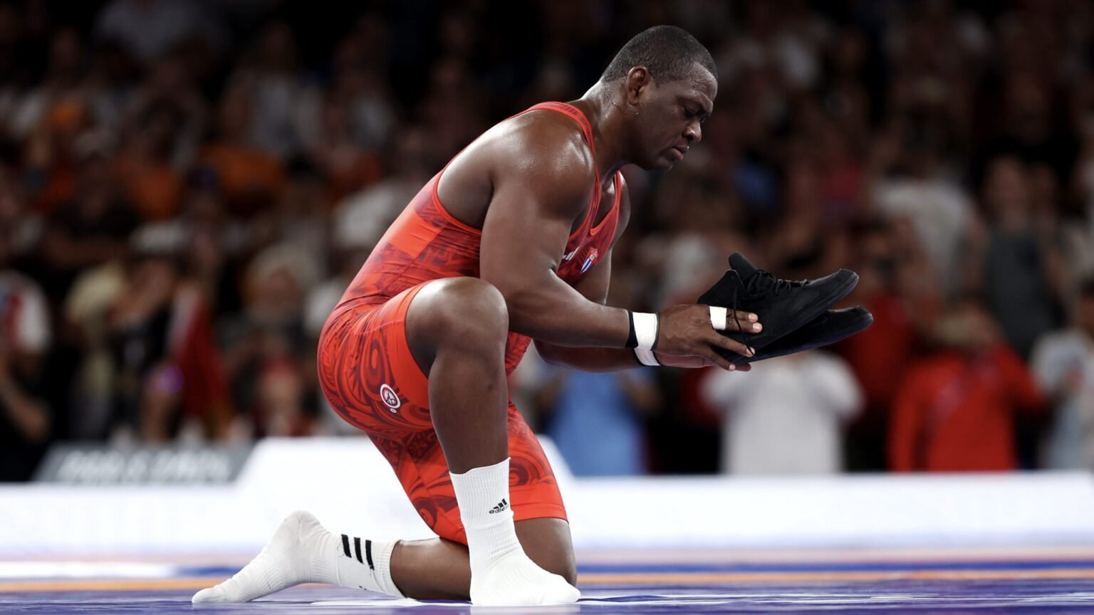 O cubano Mijaín López, pentacampeão olímpico seguido na luta greco-romana, é outro que topou o desa