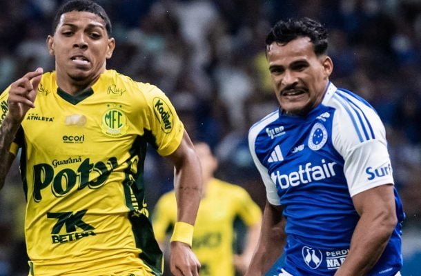 KAIKI - Boas roubadas e arrancadas, mas não caprichou nos cruzamentos. Chegou pouco ao ataque. NOTA 6,5. Foto: Gustavo Aleixo / Cruzeiro