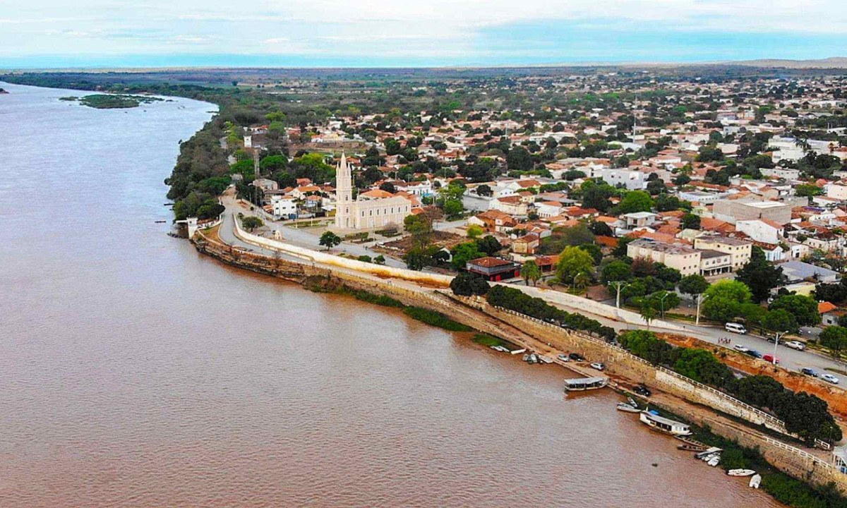De acordo com o IBGE, popula&ccedil;&atilde;o de S&atilde;o Francisco, no Norte de Minas Gerais, tem pouco mais de 50 mil habitantes -  (crédito: Eliveltontomaz Wikimedia Commons)