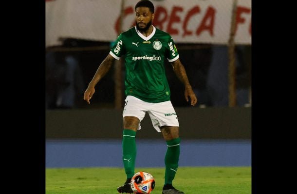 MICAEL -Atento na defesa, fez uma atuação sólida. Em um lance de perigo no contra ataque do Botafogo no fim do primeiro tempo, fez uma boa leitura da jogada, que foi importante para o erro do Alvinegro.  - Nota: 6,5- Foto: Cesar Greco/Palmeiras