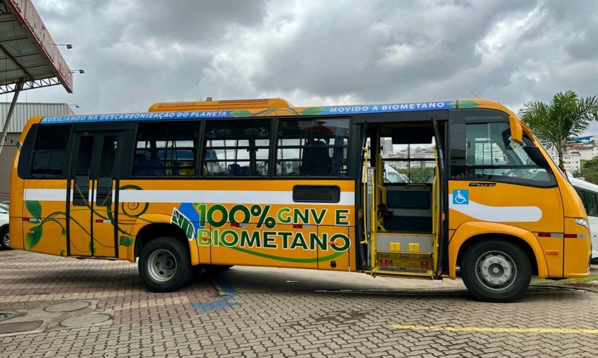 BH recebe o primeiro micro-ônibus 100% Biometano do estado, para rodar em uma operação regular do transporte de ageiros -  (crédito: Gasmig/Divulgação)