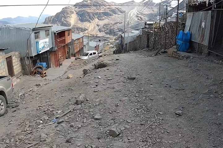 Os hotÃ©is de La Rinconada nÃ£o oferecem nada alÃ©m do bÃ¡sico: uma cama e cobertores.