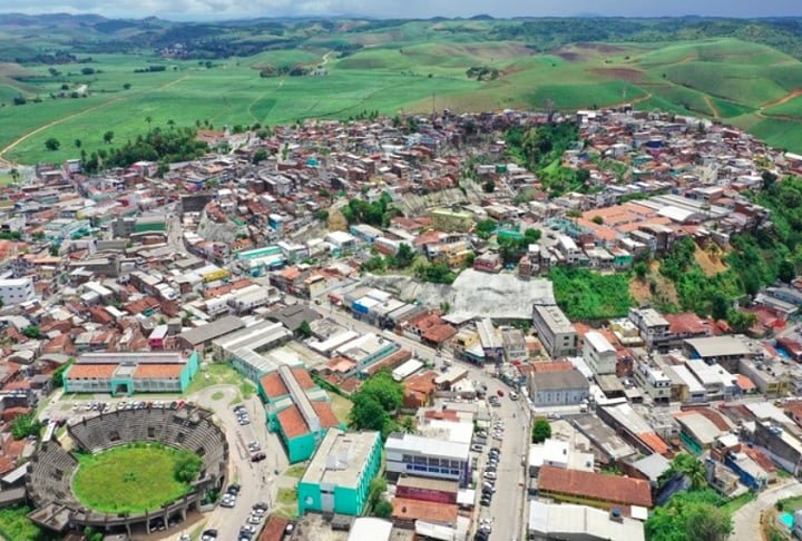 Localizado no litoral sul de Pernambuco, o município de Ipojuca é conhecido por suas praias paradisíacas, clima tropical e forte vocação turística.