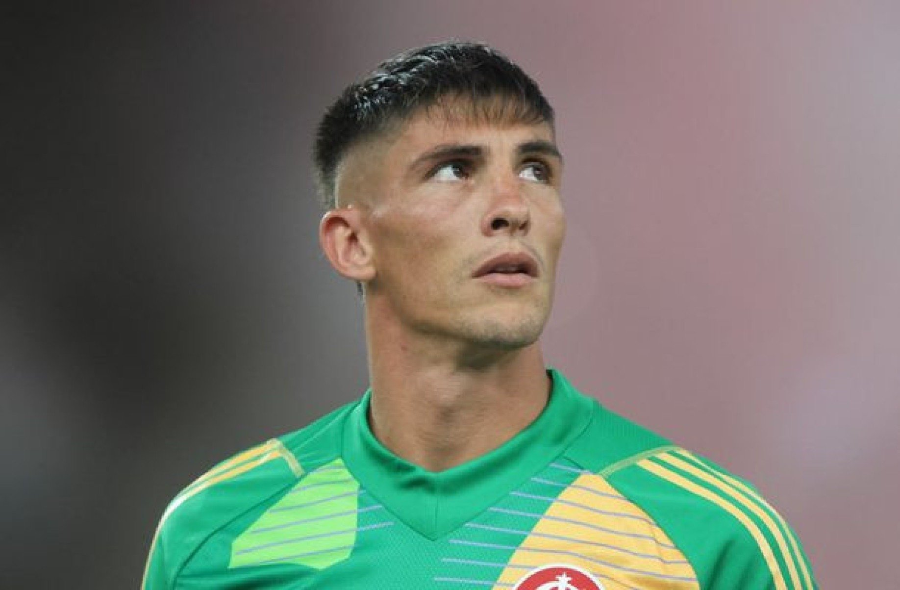 Rochet sofre fratura na mão esquerda em estreia pelo Brasileirão