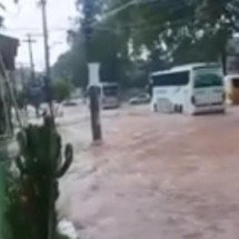 Jovem arrastada pela chuva no Barreiro está entubada há oito dias - Reprodu&ccedil;&atilde;o/Redes sociais