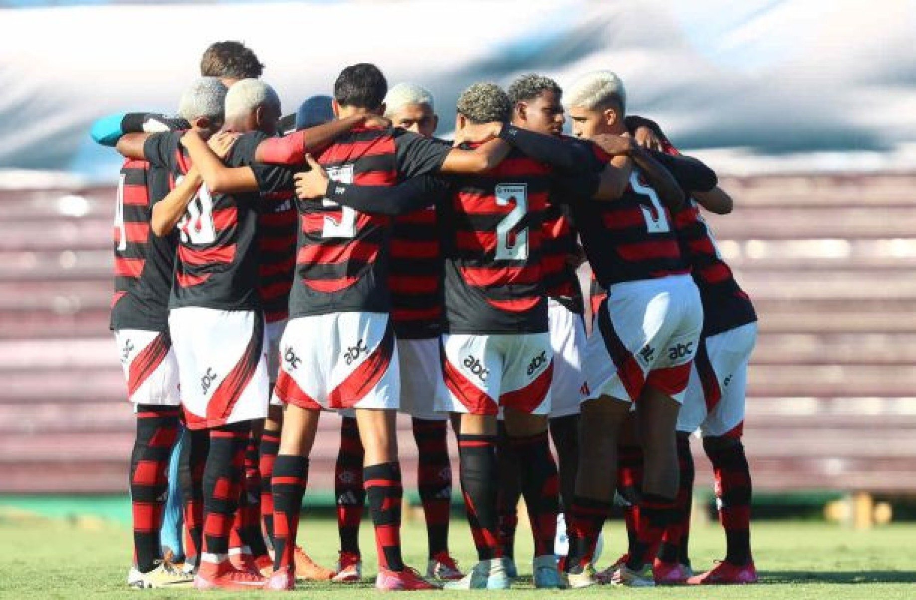 Flamengo explica motivo por não transmitir jogos da base