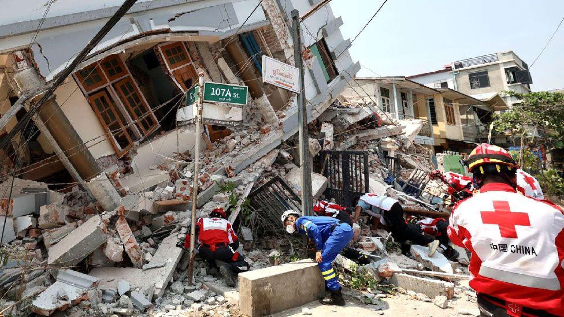 Como terremoto em Mianmar destruiu a 'cidade de ouro' dos budistas