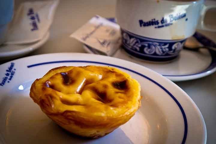 Recentemente, em 2023, as duas principais versões do doce lideravam o ranking de avaliações na seção "sobremesa" do site TasteAtlas.