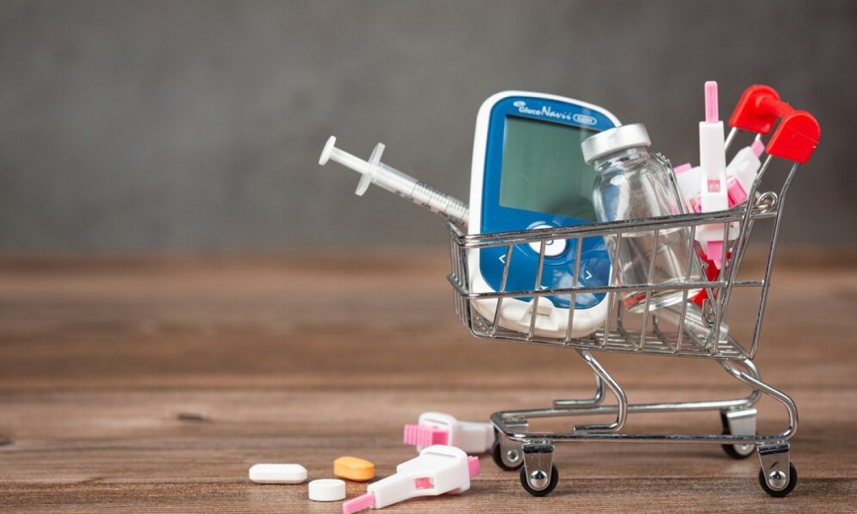 Problemas oculares ocorrem somente nos casos em que a pessoa não se cuida por muito tempo -  (crédito: jcomp/ FreePik)