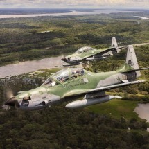 Pressionado por Trump, Panamá compra caças da Embraer