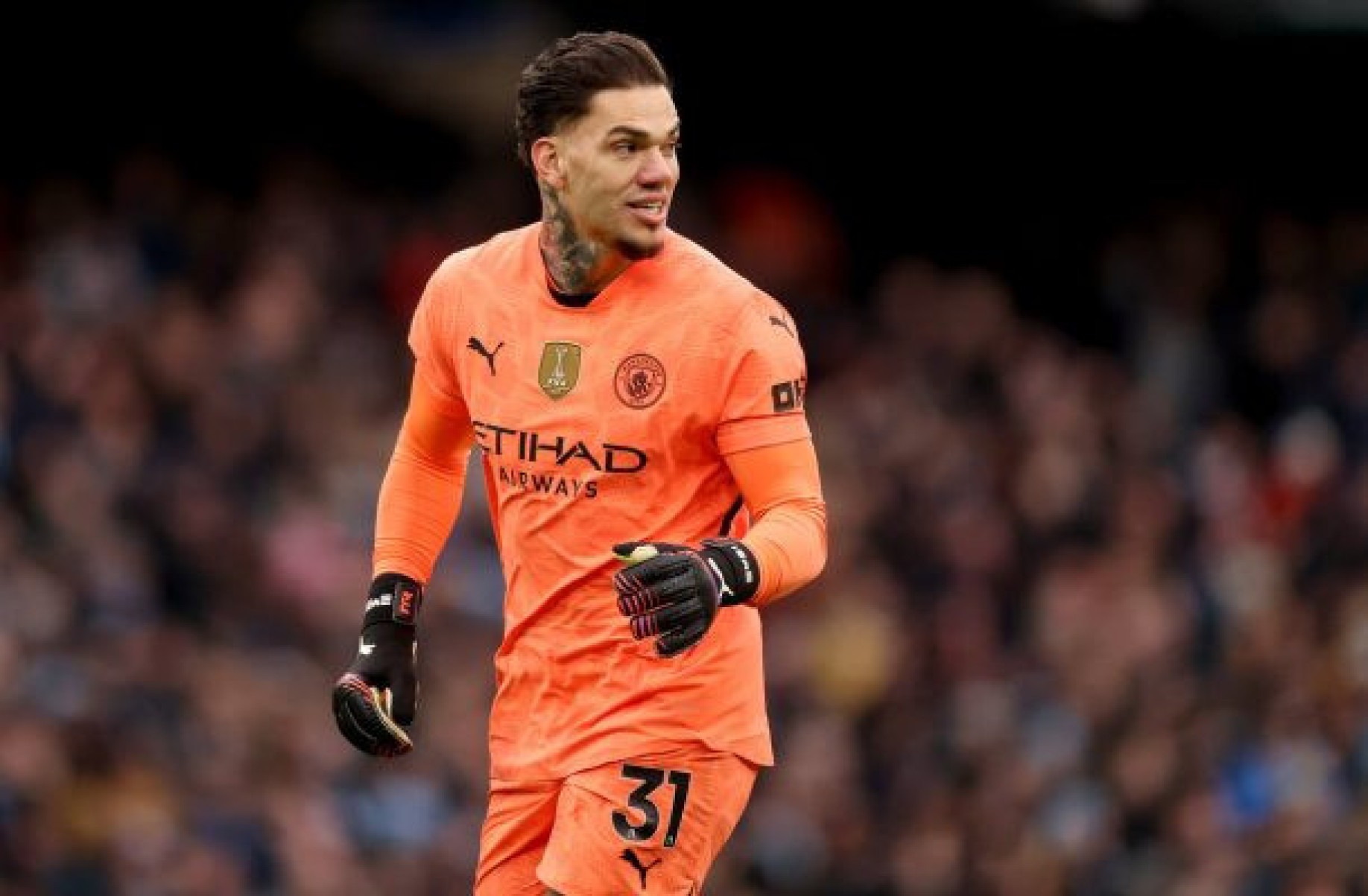 Que isso, Ederson? Goleiro revela superstição que sustenta desde sua chegada ao City