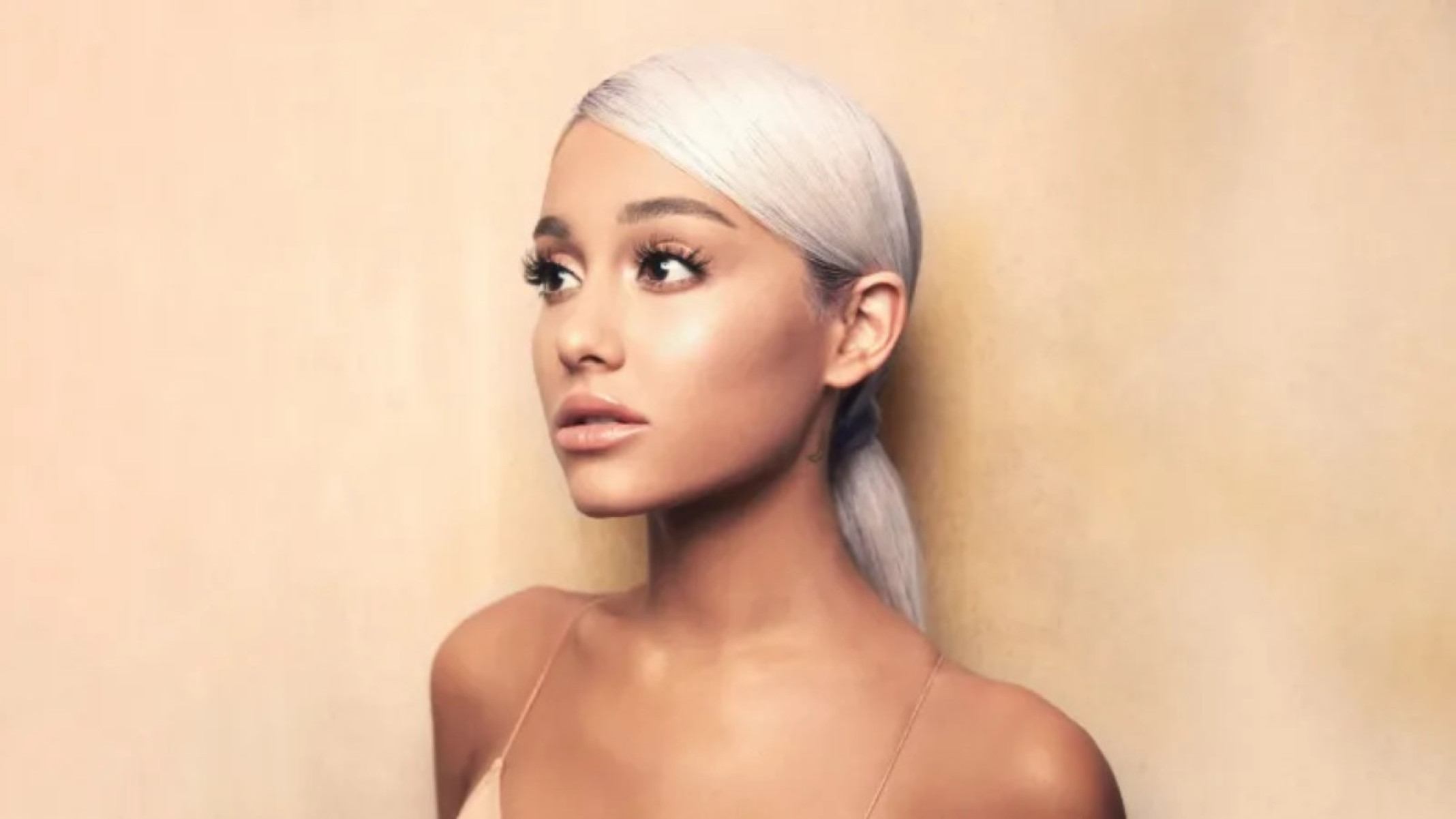 'Past Life' a música de Ariana Grande sobre seguir em frente
