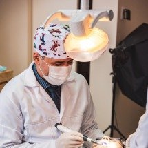 Implante zigomático é solução para perda dentária severa - DINO