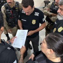 Vigia é preso por furtar e facilitar entrada de ladrões em casas - PCMG/Divulgação