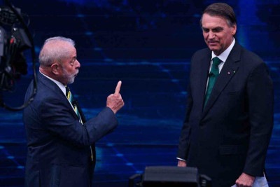 Lula e Bolsonaro -  (crédito: NELSON ALMEIDA/AFP – 16/10/22)