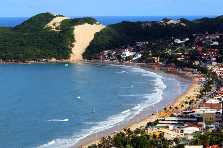 Natal- Quem nasce na capital do Rio Grande do Norte é Natalense. A cidade, fundada em 25/12/1599, tem cerca de 751 mil habitantes.