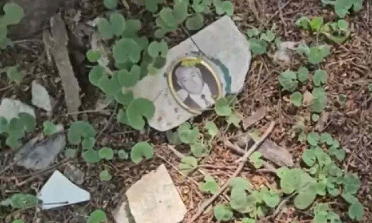 Em 22 de março, os familiares chegaram ao cemitério e não encontraram o corpo do homem  -  (crédito: Reprodução/TV Globo)