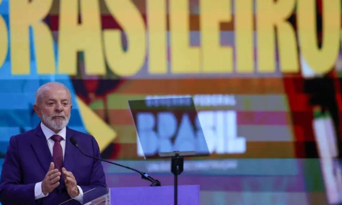 Lula estagnado enquanto Bolsonaro cresce nas redes -  (crédito: Platobr Politica)
