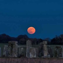 O enigma de Stonehenge: estudo avalia conexão com evento lunar raro -  - Andre Pattenden/English Heritage