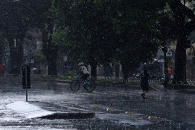 População deve evitar áreas de inundação e não subestimar pancadas de chuva
 -  (crédito: Gladyston Rodrigues/EM/D.A Press)