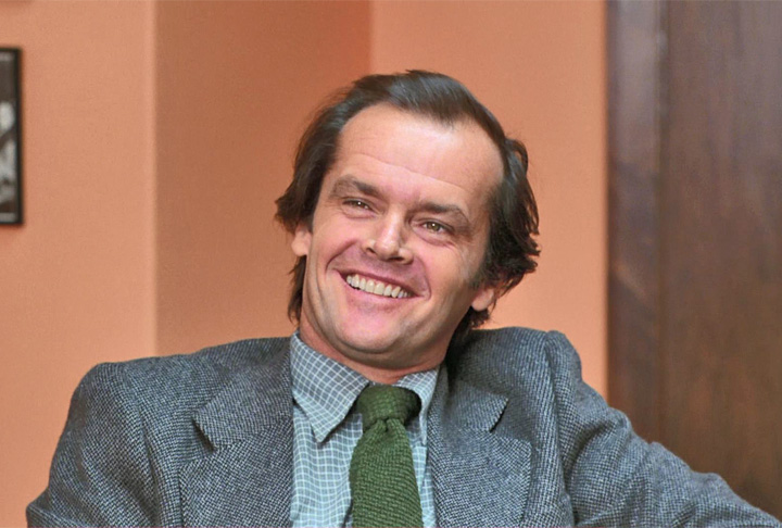 As décadas de 80 e 90 também foram marcadas por uma série de sucessos, consolidando Nicholson como um dos astros mais populares de Hollywood. 