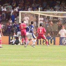 Cruzeiro e Inter fizeram clássicos históricos - Auremar de Castro/Estado de Minas - 2/12/2000